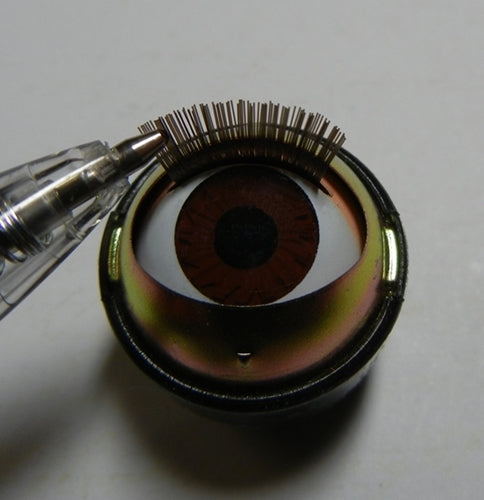 margon open and close doll eyes