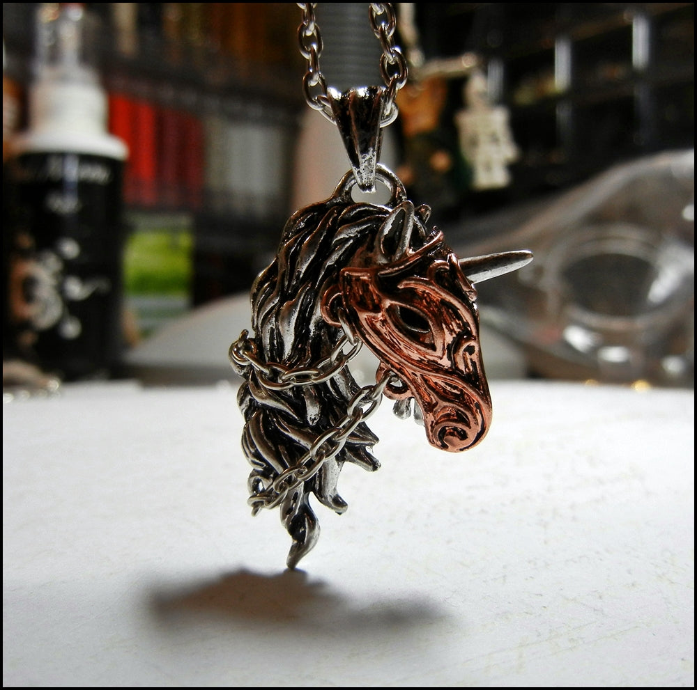 war horse vintage look necklace