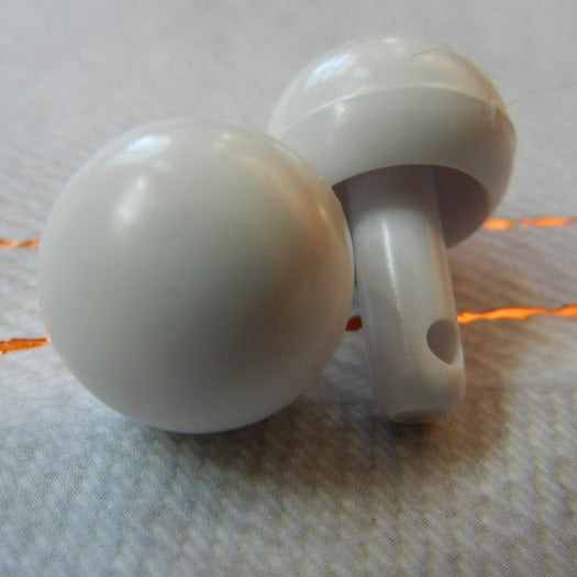 round 15mm plastic craft ball noses